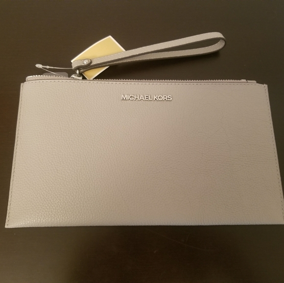 Michael Kors Clutch/Wristlet - Picture 3 of 9
